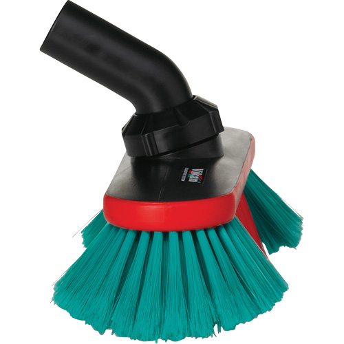 Brosse avec t&ecirc;te ajustable et alimentation en eau pour v&eacute;hicules de la s&eacute;rie Transport Air Extreme Inc.