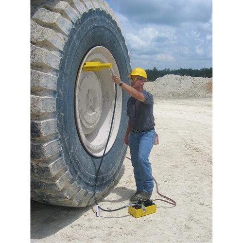 Pro Series OTR Earthmover Hydraulic Bead Breaker Air Extreme Inc.