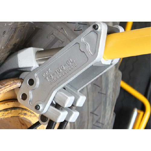 D&eacute;monte-talons hydraulique OTR pour pneu g&eacute;ant s&eacute;rie Pro Air Extreme Inc.