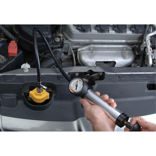 Trousse de test de pression du syst&egrave;me de refroidissement Air Extreme Inc.