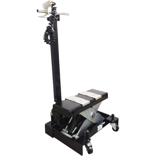 Cric de service de plancher &agrave; profil bas, 12 tonne(s) Capacit&eacute;, 7-1/2" Abaiss&eacute;e, 15" &eacute;lev&eacute;e, Air comprim&eacute;/hydraulique Air Extreme Inc.