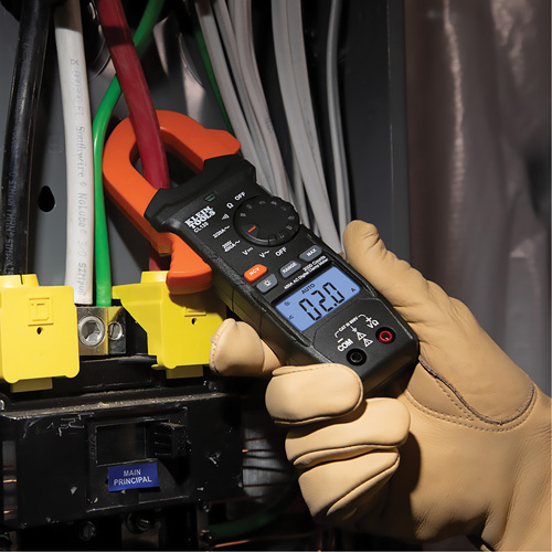 Trousse dessai &eacute;lectrique avec pince-m&egrave;tre Air Extreme Inc.
