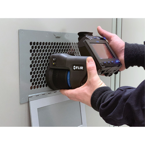 T1010 HD Thermal Imaging Camera with 45° Lens, 800 x 480 pixels, -40° - 650°C (-40° - 1202°F), 25 mK Air Extreme Inc.