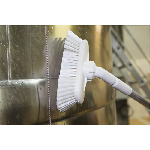 Angle-Adjustable Water-Fed Washing Brush, Soft Bristles, 9-1/4" Long, Green Air Extreme Inc.