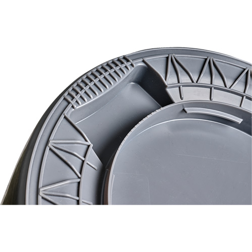 Grey Titan Garbage Container, Plastic, 20 US gal. Air Extreme Inc.