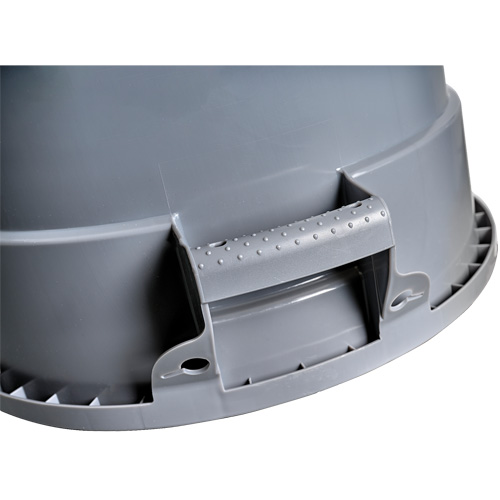 Grey Titan Garbage Container, Plastic, 20 US gal. Air Extreme Inc.