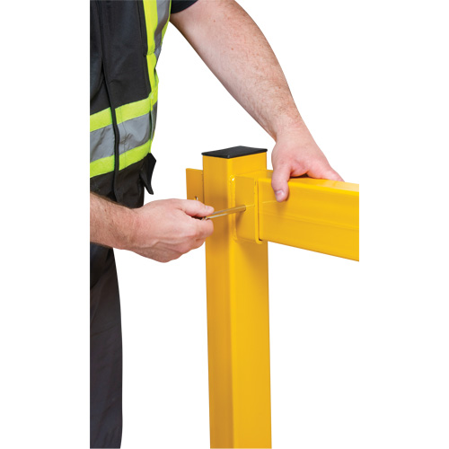 Poteau de coin pour garde-corps l&eacute;gers, Acier, 42" h, Jaune s&eacute;curit&eacute; OSHA Air Extreme Inc.