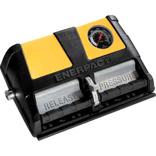 Pompe hydraulique au pied activ&eacute;e par l'air Air Extreme Inc.