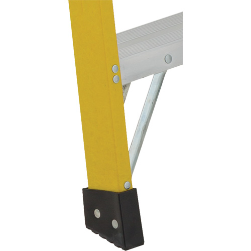 Industrial Heavy-Duty Stepladders (6900 Series), 4', Fibreglass, 300 lbs. Capacity, Type 1A Air Extreme Inc.