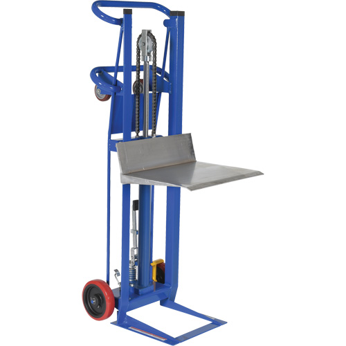 Gerbeur &agrave; plateforme hydraulique, M&eacute;canisme Pompe au pied, Capacit&eacute; de 750 lb, Levage max de 52" Air Extreme Inc.