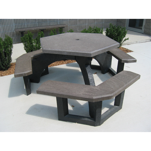 Tables de pique-nique hexagonales en plastique recycl&eacute;, 78" lo x 78" la, Brun Air Extreme Inc.