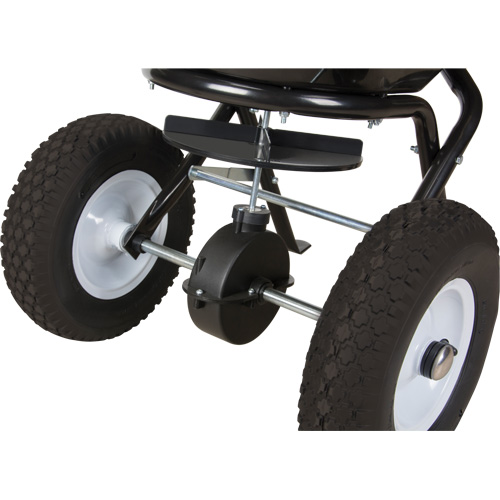 Broadcast Spreader, 22000 sq. ft., 100 lbs. capacity Air Extreme Inc.