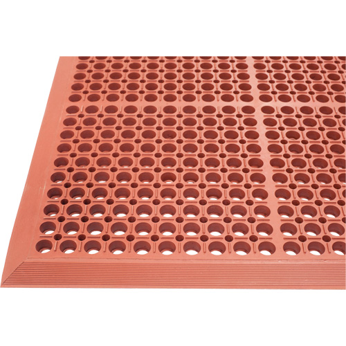 Tapis de s&eacute;rie Competitor, &agrave; fentes, 3' x 5' x 7/8", Orange, Caoutchouc naturel Air Extreme Inc.