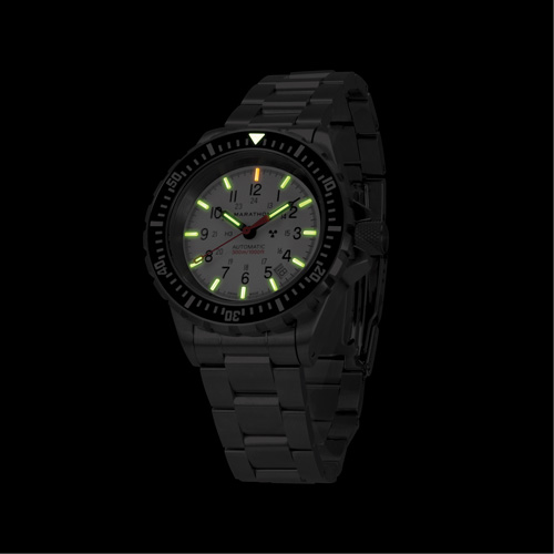 Grande montre automatique de plong&eacute;e &eacute;dition arctique GSAR avec bracelet en acier inoxydable, Num&eacute;rique, &agrave; piles, 41 mm, Argent Air Extreme Inc.