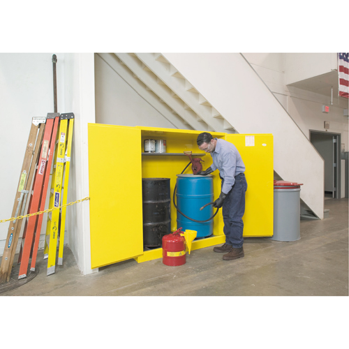 Armoires Sure-Grip EX pour entreposage de barils &agrave; la verticale, Capacit&eacute; de 110 gal. US, 2 barils, Jaune Air Extreme Inc.