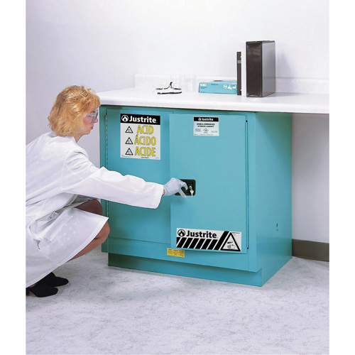 Armoires de s&eacute;curit&eacute; pour acides & produits corrosifs avec doublure ChemCor, 22 gal., 35" x 35" x 22" Air Extreme Inc.