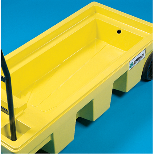 Chariots Poly-Spillcart, 66,5" lo x 29" la x 43,9" h, Cap. de d&eacute;versement 57 gal. US Air Extreme Inc.