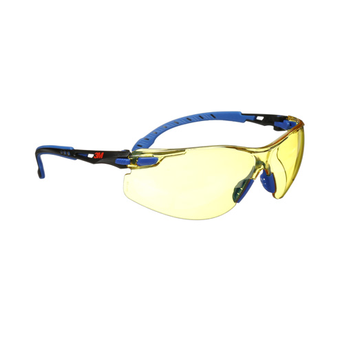 Lunettes de s&eacute;curit&eacute; Solus avec lentilles Scotchgard, Lentille Ambr&eacute;e, Antibu&eacute;e, R&eacute;pond ou surpasse la norme CSA Z94.3 Air Extreme Inc.