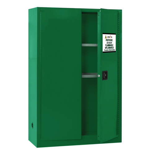 Armoire de rangement pour pesticides, 45 gal., 65" h x 43" l x 18" p Air Extreme Inc.