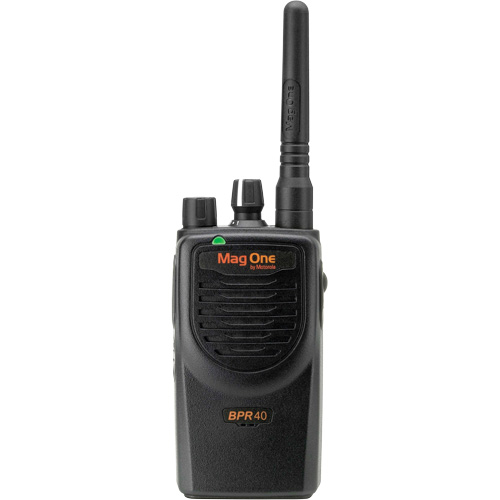 Radio portative de s&eacute;rie BPR40, Bande UHF/VHF, 8 canaux, Port&eacute;e 300 000 pi² Air Extreme Inc.