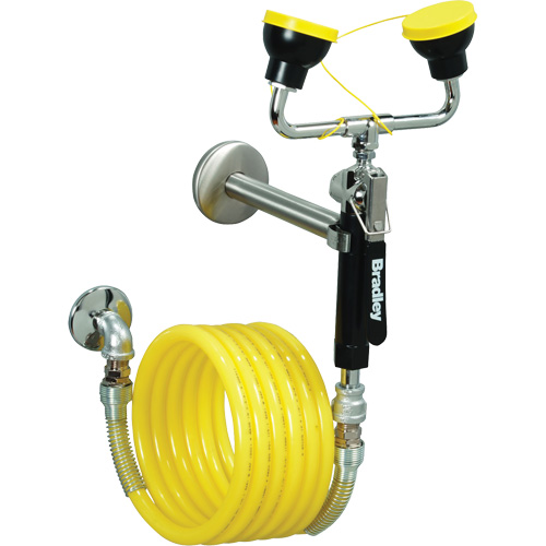 Poste de douche oculaire, Installation Montage mural Air Extreme Inc.