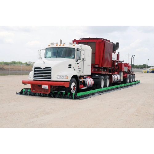 Ultimate Copolymer 2000 Ultra-Containment Berm&reg;, 5385 US gal. Capacity, 12' W x 60' L x 12" H, Hinge Bracket Air Extreme Inc.