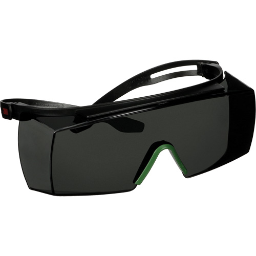 Lunettes de s&eacute;curit&eacute; SecureFit s&eacute;rie 3700 SF3730AS-BLK, Lentille Gris/IR 3.0, Anti-&eacute;gratignures, ANSI Z87+/R&eacute;pond ou surpasse la norme CSA Z94.3 Air Extreme Inc.