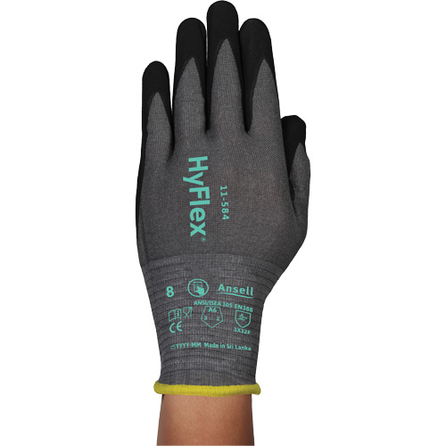 Gants r&eacute;sistants &agrave; la coupe HYFLEX 11-584, Taille 6/T-petit, Calibre 21, Rev&ecirc;tement Mousse de nitrile, Enveloppe en PEHP/Intercept, ASTM ANSI niveau A6/EN 388 niveau F Air Extreme Inc.