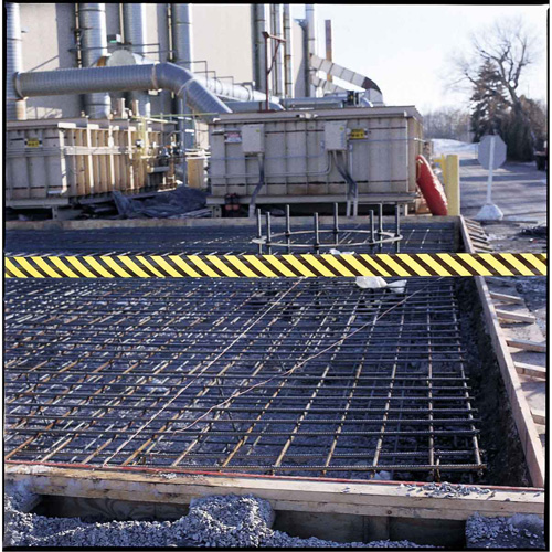 Ruban pour barricade, Anglais, 3" la x 200' lo, 3 mils, Noir sur jaune Air Extreme Inc.