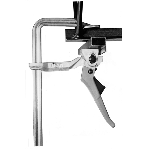 Serre-joints &agrave; levier (s&eacute;rie LC), 8" (203,2 mm), Force de serrage 660 lb Air Extreme Inc.