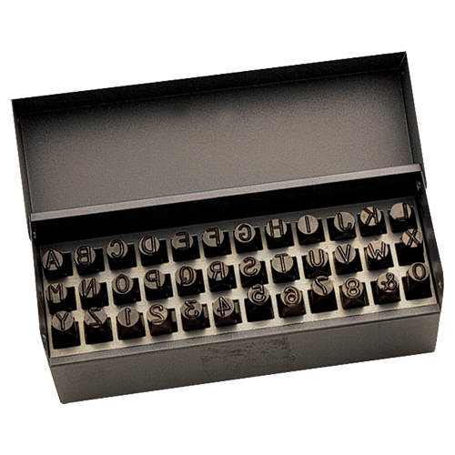 Jeu de lettres et num&eacute;ros pour estampage &agrave; la main, 36 morceaux Air Extreme Inc.