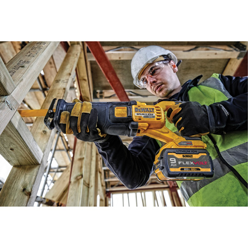 FlexVolt&reg; Max Brushless Reciprocating Saw Kit, 60 V, Lithium-Ion Battery, 0-3000 SPM Air Extreme Inc.