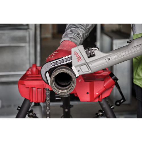 Cheater Adaptable Pipe Wrench, 2-1/2" Jaw Capacity, 18"/11"/24" Long Air Extreme Inc.