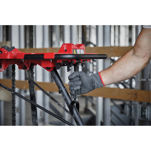 Tr&eacute;pied de nivellement de 6" avec &eacute;tau &agrave; chaîne Air Extreme Inc.
