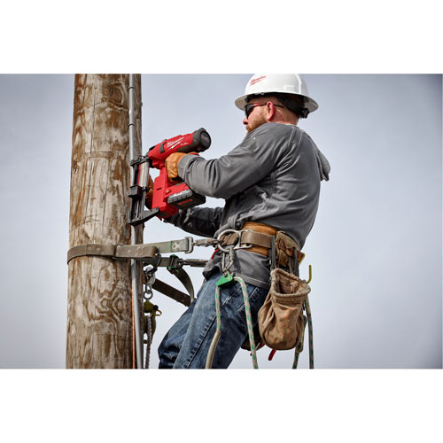 Ensemble agrafeuse pour cl&ocirc;ture utilitaire M18 Fuel, Agrafes 2"/1-1/2"/1-3/4" Air Extreme Inc.