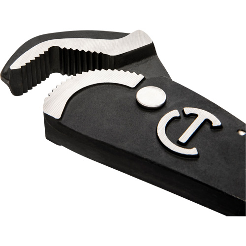 Self-Adjusting Dual Material Pipe Wrench, 1-1/2" Jaw Capacity, 12" Long, Black Oxide Finish, Cushion Handle Air Extreme Inc.