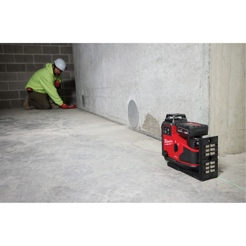 Laser vert &agrave; 3 plans sur 360° M12 avec r&eacute;cepteur et alignement automatique Air Extreme Inc.