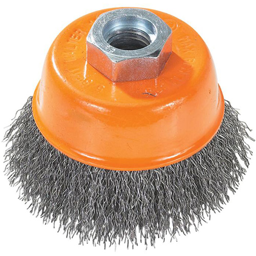 Brosse coupe avec soies m&eacute;talliques ondul&eacute;es et anneau Air Extreme Inc.