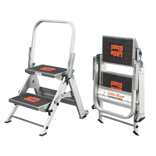 Safety Stepladder, 1.5', Aluminum, 300 lbs. Capacity, Type 1A Air Extreme Inc.