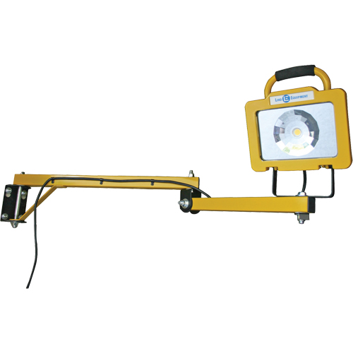 Lampe robuste pour quais, Bras 40", 38 W, Ampoule DEL, M&eacute;tal Air Extreme Inc.
