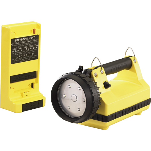 Lanterne avec syst&egrave;me de montage pour v&eacute;hicule E-Flood LiteBox, DEL, 615 lumens, 8 hres de fonctionnement, piles Rechargeable, Compris Air Extreme Inc.