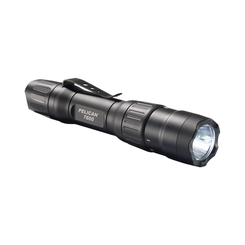 Lampe de poche tactique 7600, DEL, 944 lumens, Piles CR123 Air Extreme Inc.