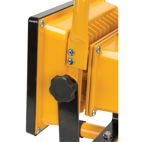 Portable Work Light, LED, 20 W, 2500 Lumens, Aluminum Housing Air Extreme Inc.