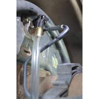 Trousse de purge de freins par aspiration Air Extreme Inc.