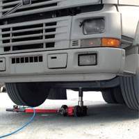 Cric &agrave; 2 &eacute;tapes, 33 tonnes/66 tonnes, Air comprim&eacute;/hydraulique Air Extreme Inc.