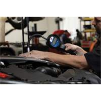 D&eacute;bitm&egrave;tre &eacute;lectronique de lubrifiant avec rallonge flexible &agrave; 90° Air Extreme Inc.