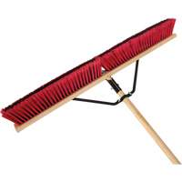Balai-brosse &agrave; manche renforc&eacute;, 36", Moyen, Soies PVC Air Extreme Inc.