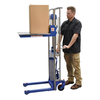 Gerbeur Hefti-Lift, M&eacute;canisme Pompe au pied, Capacit&eacute; de 880 lb, Levage max de 59" Air Extreme Inc.