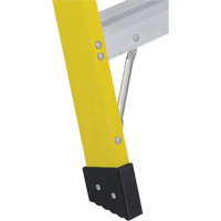 Industrial Heavy-Duty Stepladders (6400 Series), 4', Fibreglass, 300 lbs. Capacity, Type 1A Air Extreme Inc.