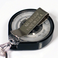 Porte-insignes r&eacute;tractables pour carte d'identit&eacute; Mini-Bak, Plastique, C&acirc;ble 36", Fixation Agrafe de ceinture Air Extreme Inc.